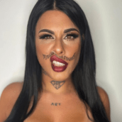 Super Κική για φοροδιαφυγή influencer: «Οι μόνοι πασίγνωστοι είναι η Τούνη, ο Κοψιάλης κι εγώ»