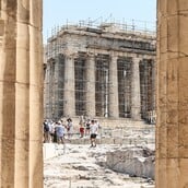 Αστική θερμονησίδα: Πώς έγινε φούρνος η Αθήνα και τι κάνουν άλλες πόλεις της Ευρώπης