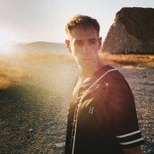 Η playlist που άκουγε ο Βασίλης Κεκάτος όταν έγραφε το «Milky Way»