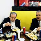 Σε ένα fast-food της Δαμασκού...