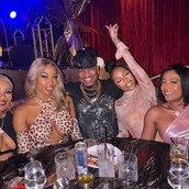 Ο Ne-Yo έχει polyamorous σχέση και συστήνει τις 4 συντρόφους του