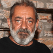 Ο Αντώνης Καφετζόπουλος για τη σύλληψή του: «Γελοία υπόθεση, τα όπλα είναι αγορασμένα από το 1994»