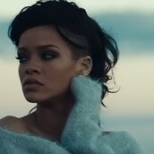 Ο Benny Blanco μοιράστηκε το ντέμο του Diamonds της Rihanna με τη φωνή της Sia