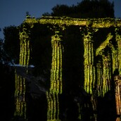 Όταν η Πυθία συνάντησε την τεχνητή νοημοσύνη/ Όταν η Πυθία ρωτά και η τεχνητή νοημοσύνη απαντά