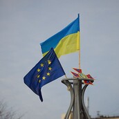 Δίλημμα στην Ευρώπη: Ειρήνη με όρους Τραμπ ή στήριξη στην Ουκρανία;