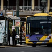 Εργατική Πρωτομαγιά: Πώς θα κινηθούν λεωφορεία, τρόλεϊ και μετρό - Χωρίς πλοία και τρένα