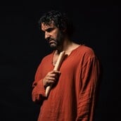ΒΙΤΡΟΥΒΙΟΣ: Το νέο έργο του Στέφανου Κακαβούλη στο Θέατρο Σχολής Καλών Τεχνών