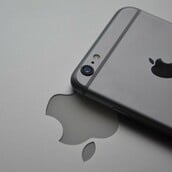 Ο Έντι Κιου της Apple προβλέπει ότι η τεχνητή νοημοσύνη θα αντικαταστήσει το iPhone μέχρι το 2035