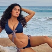 Σάλμα Χάγιεκ: Ποζάρει στο εξώφυλλο στο Sports Illustrated για πρώτη φορά στα 58 της