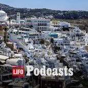 Πόσα νέα σπίτια και πόσους τουρίστε αντέχουν ακόμα τα νησιά; 