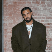 Ο Drake έχασε 8 εκατ. δολάρια παίζοντας στοίχημα σε έναν μήνα