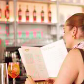 Krokosis: Spritz, Brunch και πολιτισμός στην πιο αυθεντική αυλή της Ελευσίνας