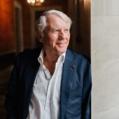 Δημήτρης Νανόπουλος: «Ζούμε το τέλος του ανθρώπου και τη γέννηση ενός νέου τύπου ύπαρξης»