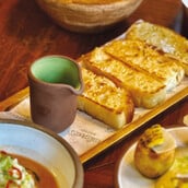 Kalimeres Bistro: Σκορπίζει θετικά vibes και σερβίρει νόστιμα πιάτα