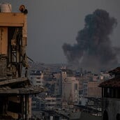 Νέο αιματοκύλισμα στη Γάζα: 33 νεκροί από ισραηλινές επιδρομές – Προς Ουάσινγκτον ο Νετανιάχου για συνάντηση με Τραμπ