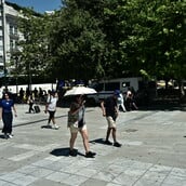 Καιρός: Κορυφώνεται σήμερα ο καύσωνας - Πού θα έχει 42αρια
