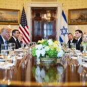 Γάζα: Οι συνομιλίες για εκεχειρία έχουν «παγώσει», παρά τη δεύτερη συνάντηση Νετανιάχου - Τραμπ