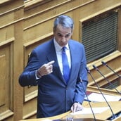 Μητσοτάκης: «Κλείνει η δίοδος από Λιβύη προς Ελλάδα» – Τρίμηνη αναστολή ασύλου και δύο κλειστά κέντρα στην Κρήτη