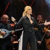 Η Πέγκυ Ζήνα στηρίζει ΠΑΣ Γιάννινα: «Το καθήκον μου σαν Ηπειρώτισσα το έκανα»