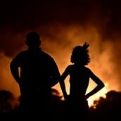 Φωτιά: Δύσκολο το βράδυ στην Κερατέα - «Είναι απελπιστική η κατάσταση», λέει ο αντιδήμαρχος Σαρωνικού