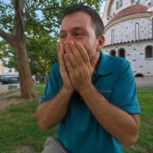 Η στιγμή που ο Ευτύχης Μπλέτσας ρίχνει κολώνα φωτισμού στον Εύοσμο