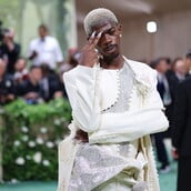 «Ο Lil Nas X στο εδώλιο για επίθεση σε αστυνομικούς αφού εθεάθη στους δρόμους του Λος Άντζελες με τα εσώρουχα