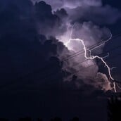 Έκτακτο δελτίο επιδείνωσης καιρού: Καταιγίδες και χαλαζοπτώσεις τις επόμενες ώρες