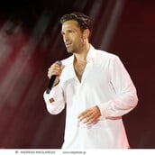 Ο Αργυρός σταμάτησε την συναυλία για δει με το κοινό την Εθνική Ελλάδος στο Eurobasket