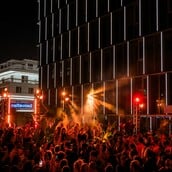 Reflected: Μια γιορτή ηλεκτρονικής μουσικής και κοινωνικής δράσης