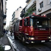 Φωτιά σε διαμέρισμα στην Ακαδημία Πλάτωνος – Διασώθηκε ηλικιωμένος