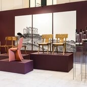 Η Stefanidou Tsoukala Gallery φέρνει στην Art Athina την εμβληματική καρέκλα Klismos