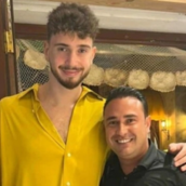 Σε ελληνική ταβέρνα στη Μαρμαρίδα ο Τούρκος Αλπερέν Σενγκιούν - Ο ιδιοκτήτης του έσπασε πιάτο στο κεφάλι