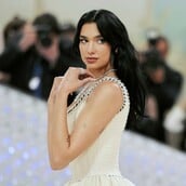 Dua Lipa: Απέλυσε τον ατζέντη της λόγω φερόμενης υποστήριξής του στο Ισραήλ