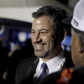 Τζίμι Κίμελ: Ποιος θα είναι ο πρώτος καλεσμένος της εκπομπής μετά την πολυαναμενόμενη επιστροφή του