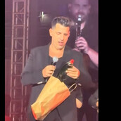 Θοδωρής Φέρρης: Θαυμαστής του έκανε δώρο ένα μπουκάλι «Fairy»