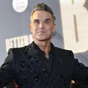 Ρόμπι Γουίλιαμς: Δημόσιοι υπάλληλοι της βουλγαρικής Τροχαίας εκβίασαν εργαζόμενους στην περιοδεία του