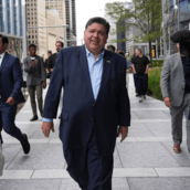 Ο δισεκατομμυριούχος κυβερνήτης του Ιλινόις κέρδισε 1,4 εκατ. δολάρια στο blackjack 