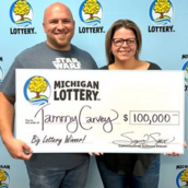 Γυναίκα κέρδισε λαχείο με αριθμούς που της έδωσε το ChatGPT