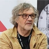 Κουστουρίτσα από τα Χανιά: Η woke ατζέντα δημιουργήθηκε από τη CIA με στόχο τη μείωση του πληθυσμού της Γης