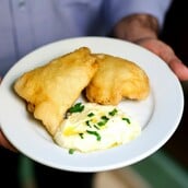 Σ/ Κ Γιατί τρώμε μπακαλιάρο την 28η Οκτωβρίου; - Το διαχρονικό… γαστρονομικό μπέρδεμα