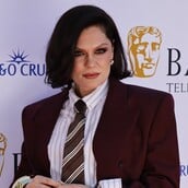 Jessie J: Αναβλήθηκε η επέμβαση που θα έκανε για τον καρκίνο του μαστού - «Οι γιατροί είχαν διαφορετικές απόψεις»