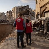 Ισραήλ: Απαγορεύθηκε η πρόσβαση του Ερυθρού Σταυρού σε Παλαιστίνιους κρατούμενους 