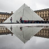 Ληστεία στο Λούβρο: «Πέντε οι νέες συλλήψεις» λέει η εισαγγελέας Παρισιού