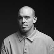 Ο Αντώνης Αντωνόπουλος διαβάζει την «Τελευταία μαγνητοταινία του Κραπ» του Σάμιουελ Μπέκετ