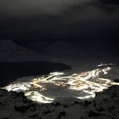 Σβάλμπαρντ: Ξεκίνησε η πολική νύχτα στην πιο κοντινή στεριά στον Βόρειο Πόλο