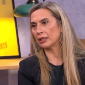 Βίκυ Βολιώτη για την υιοθεσία της κόρης της: «Ήθελα να πάρω και να δώσω αγάπη»