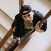 Ιώκο Ιωάννης Κοτίδης: «Μοιράσου το τραύμα, αλλιώς δεν θα φύγει»