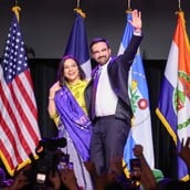 ΜΑΜΝΤΑΝΙ ΔΗΜΑΡΧΟΣ ΝΕΑ ΥΟΡΚΗ ΟΜΙΛΙΑ