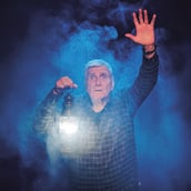 «Ο σταθμάρχης»: Ένας ψυχολογικός μονόλογος τρόμου και υπαρξιακής αγωνίας