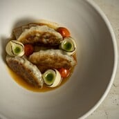 Γεύση, πόλη, δημιουργία: Το νέο μενού του Anthes αλλάζει την εμπειρία της Αθήνας